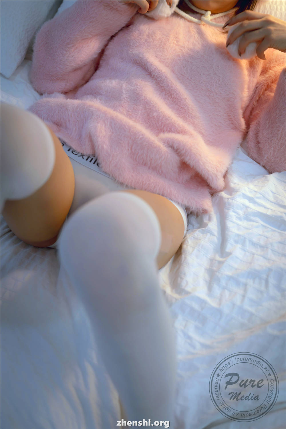 Pure-Media-Vol.266-Jelly-Cutie-Rabbit-and-Pink-Hole-zhenshi.org (23)