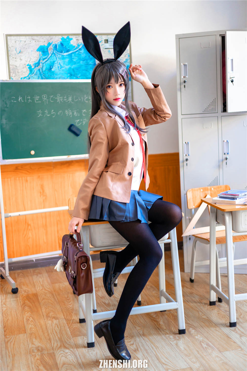 Cosplay Cherry Neko – Mai Sakurajima School 52P